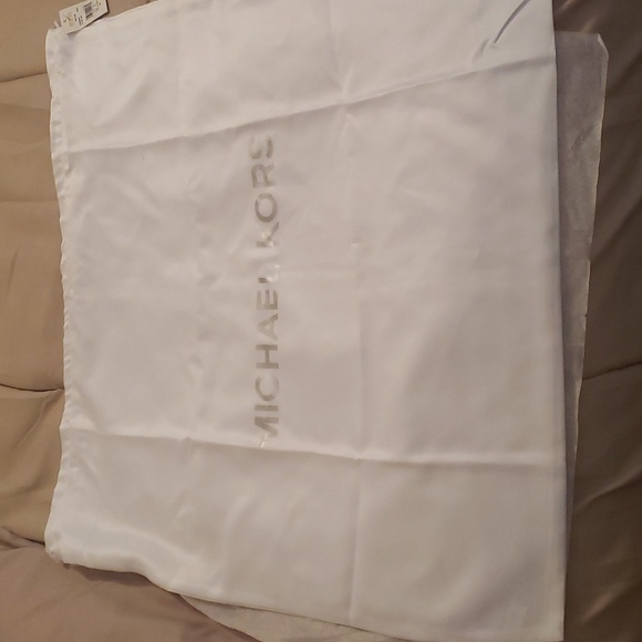 Michael Kors "Fulton" Large Leather Tote Handbag Color Maroon - Picture 16 of 16